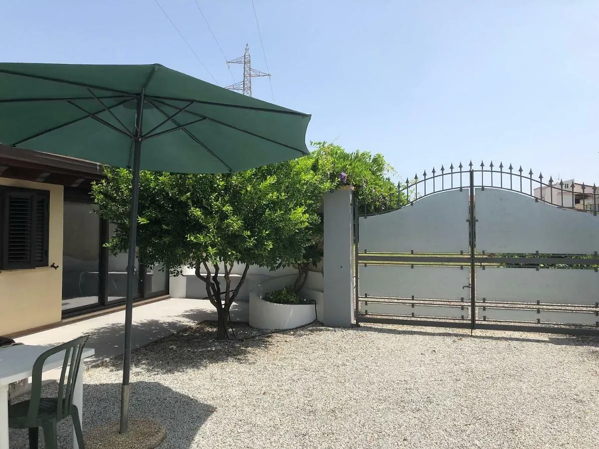 Casale Mediterraneo Villa Barcellona-Pozzo di Gotto 0*,